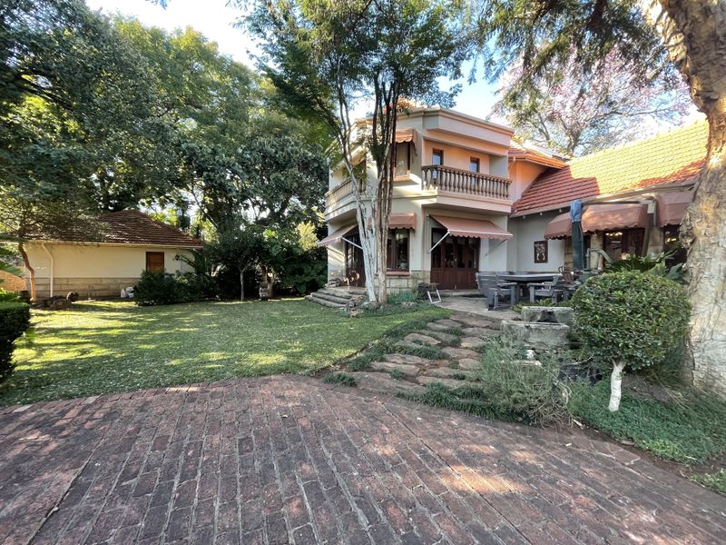 Classic homes truly shines when it’s filled with life. - Photo 3