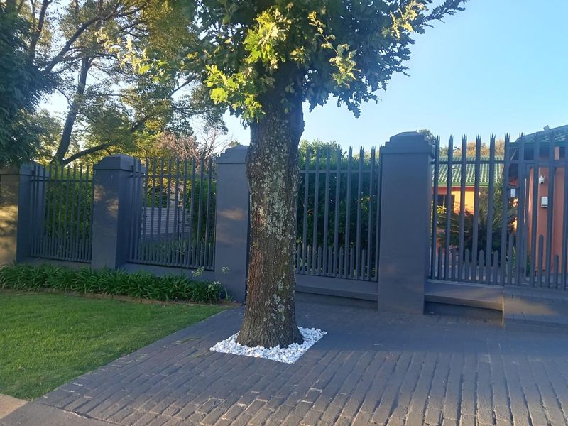 Peaceful Living at Its Finest! - Photo 1