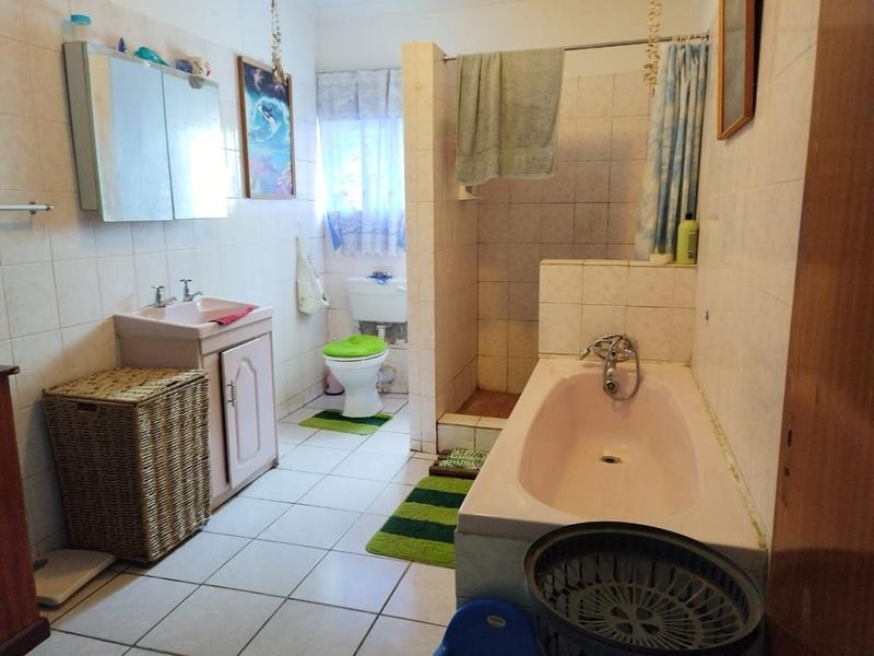 Property with Endless Potential â A Must-See! - Photo 5