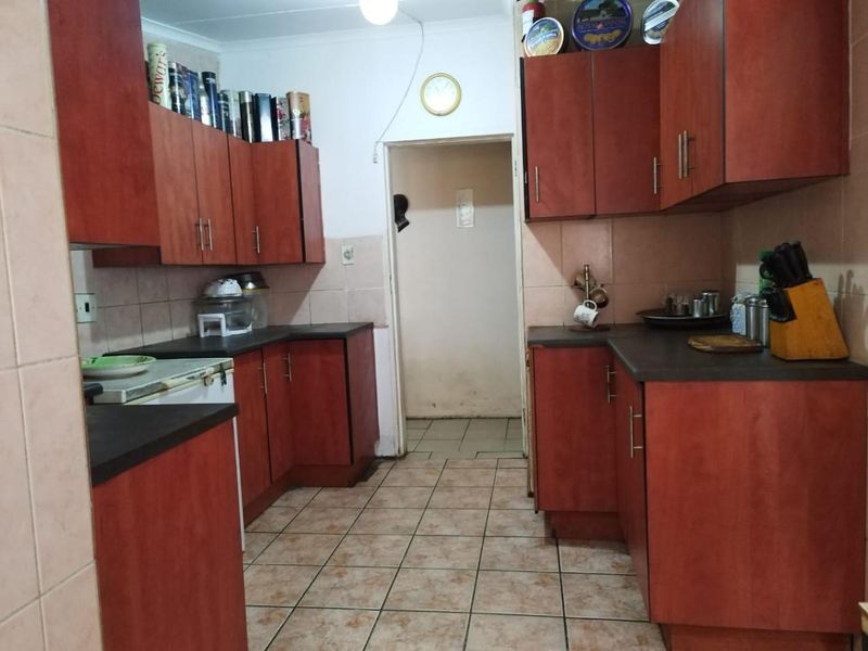 Property with Endless Potential â A Must-See! - Photo 10
