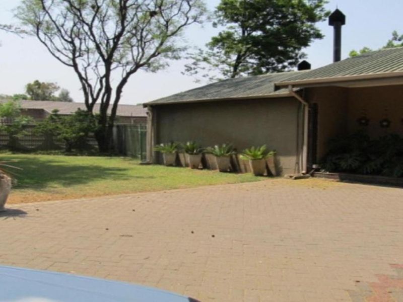 Spacious Family house for sale - Photo 1