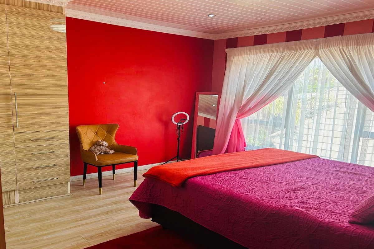 Spacious Family house for sale - Photo 2