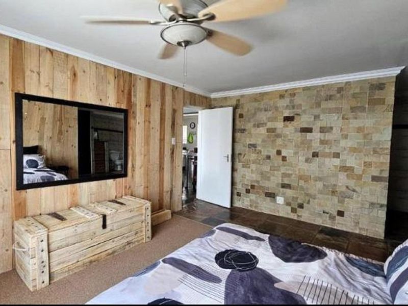 6 Bedroom home for sale in Vaal Marina. - Photo 6