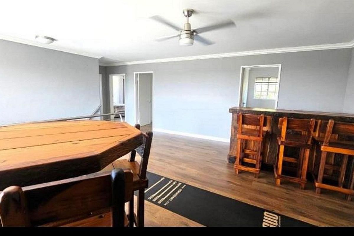 6 Bedroom home for sale in Vaal Marina. - Photo 3