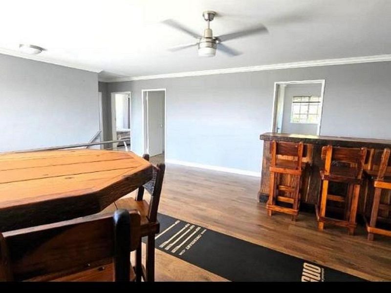 6 Bedroom home for sale in Vaal Marina. - Photo 3