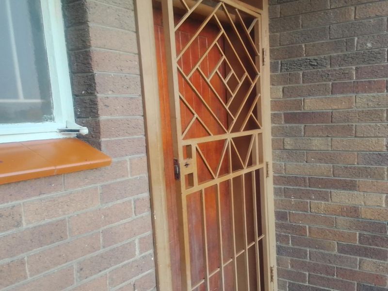 3 Bedroom Apartment in Sasolburg CBD - Photo 6