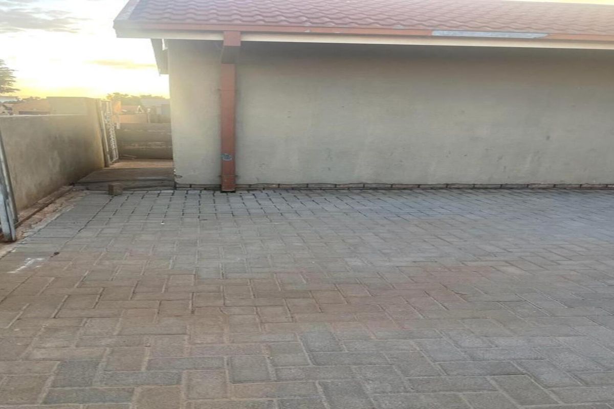 3 Bedroom house in Sebokeng Zone 14 - Photo 5