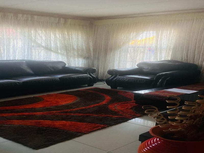 3 Bedroom house in Sebokeng Zone 14 - Photo 10