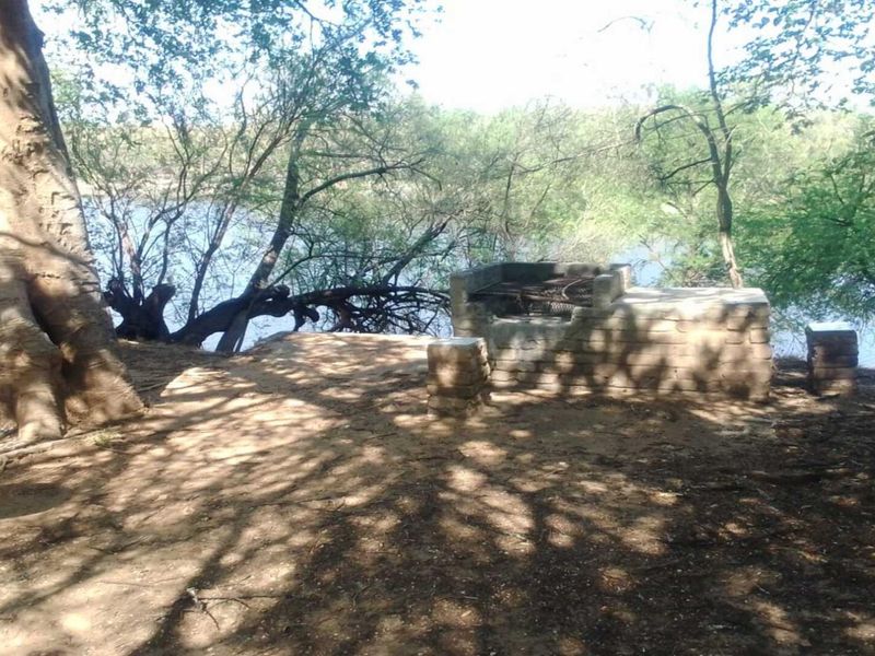 Vacant land in Vaaloewer with available land next to it - Photo 10