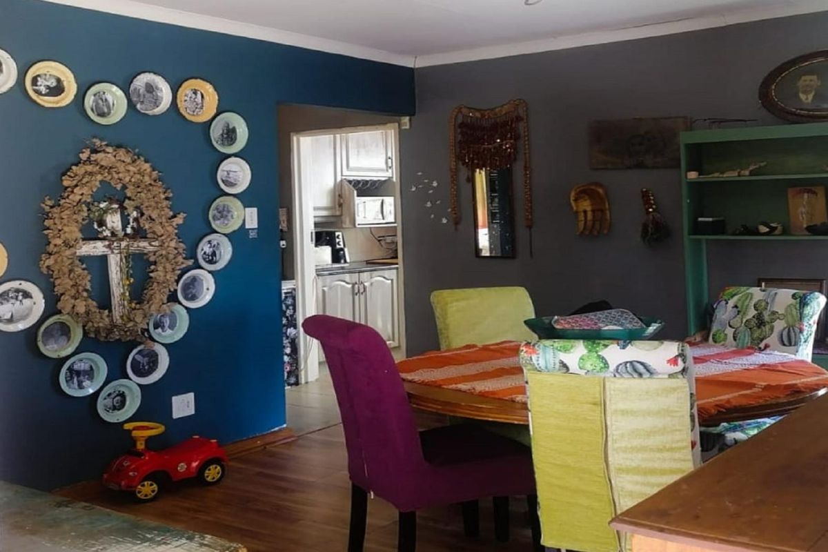 Family home awaiting new owners - Photo 3