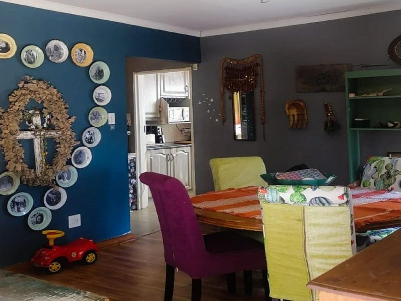 Family home awaiting new owners - Photo 3