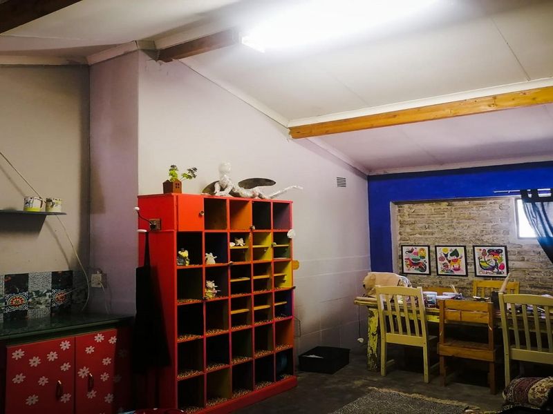 Family home awaiting new owners - Photo 5