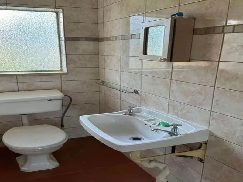 Charming 2 Bedroom in Complex Sasolburg - Photo 10