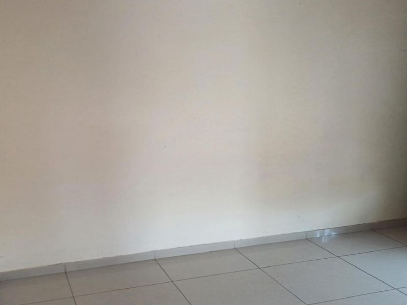 2 Bedroom for sale in Lakeside ,Evaton. - Photo 10