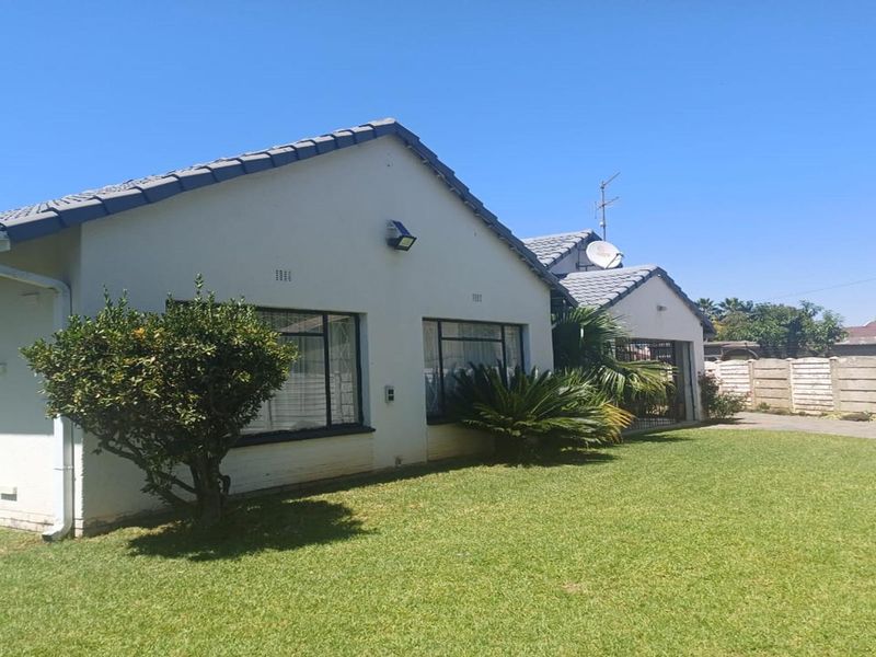 3 Bedroom House For Sale In Arcon Park - Photo 1