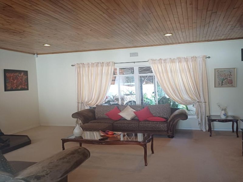 3 Bedroom House For Sale In Arcon Park - Photo 8