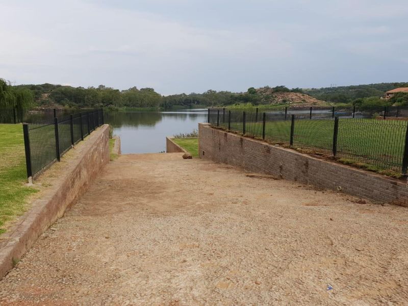 Vacant land for sale in a estate. - Photo 2