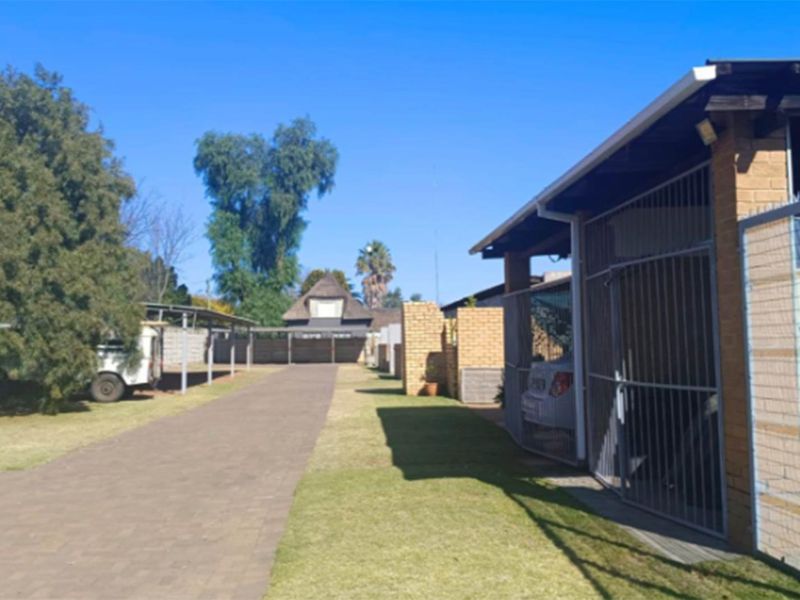 A townhouse In Parys - Photo 5