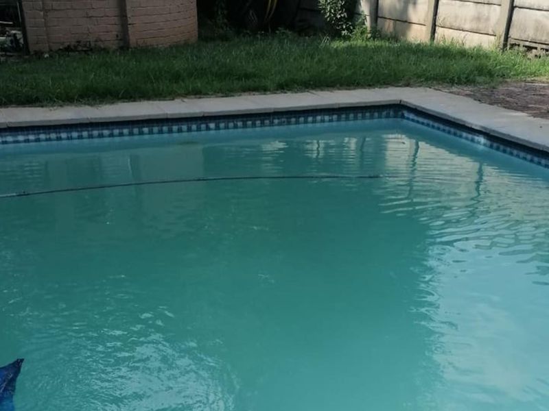 Big 3 Bedroom house suitable for a communal in Sasolburg - Photo 2