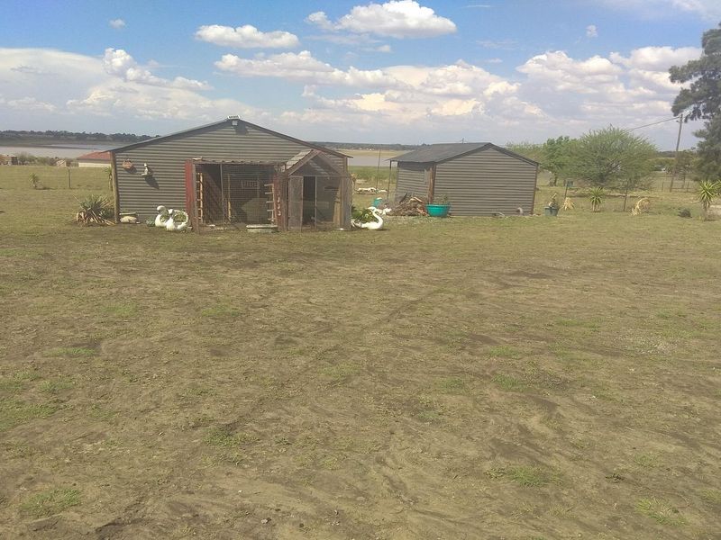 Selling a property in Oranjeville - Photo 2