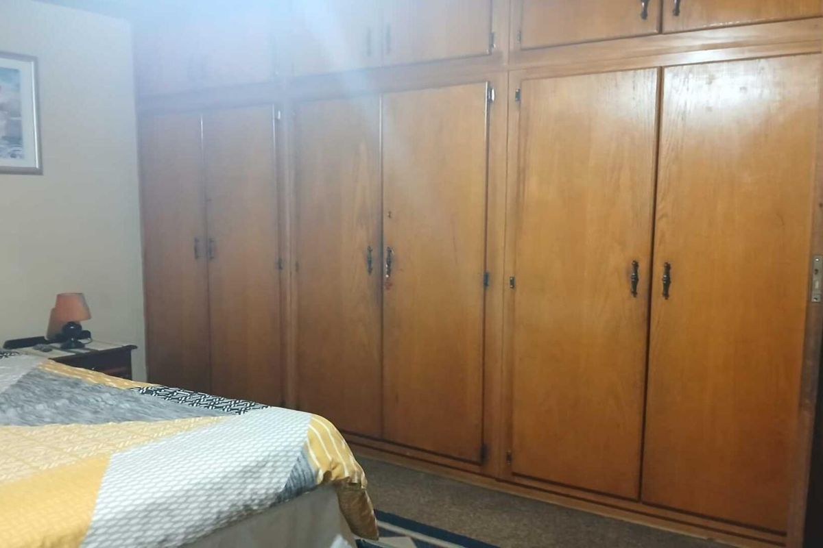 4 Bedroom House - Photo 3