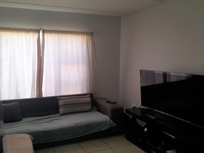 Bachelor Apartment for sale - Photo 9