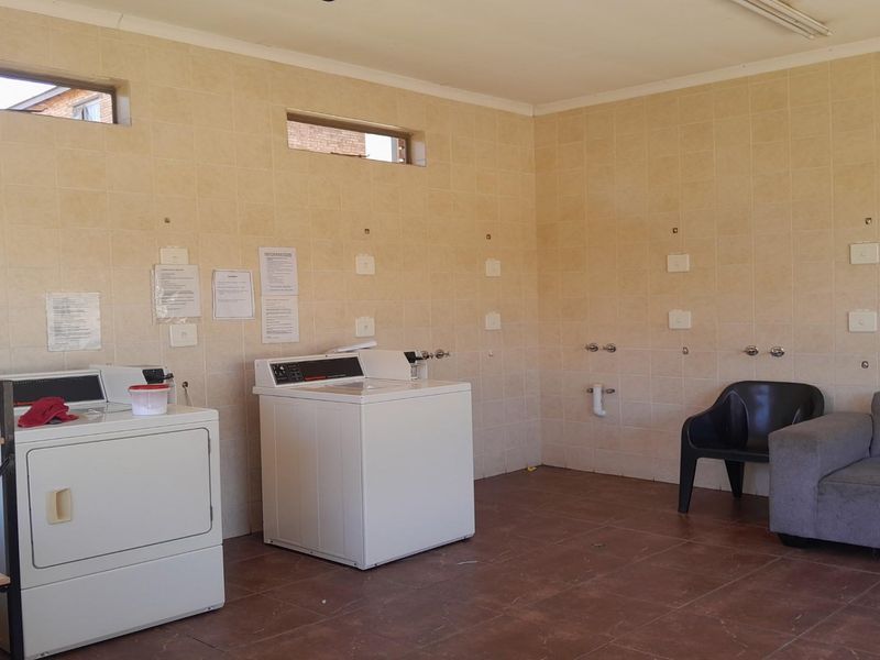 Bachelor Apartment for sale - Photo 4