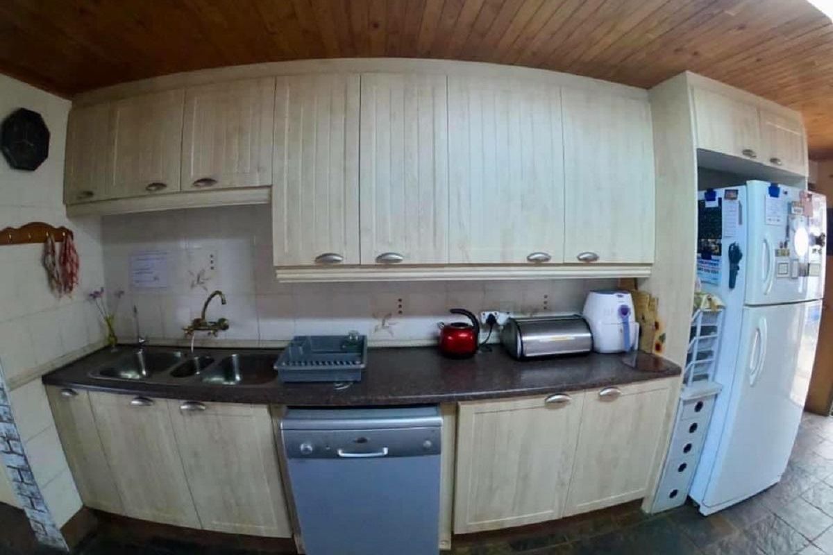 Three story house for sale - Photo 5