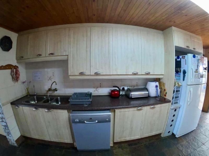 Three story house for sale - Photo 5