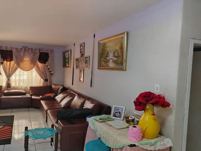 Stunning 2 Bedrroom groundfloor apartment for beginners !! - Photo 4