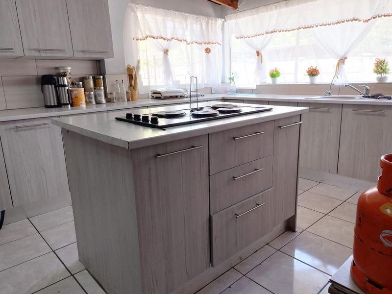 Spacious Family house for sale - Photo 2