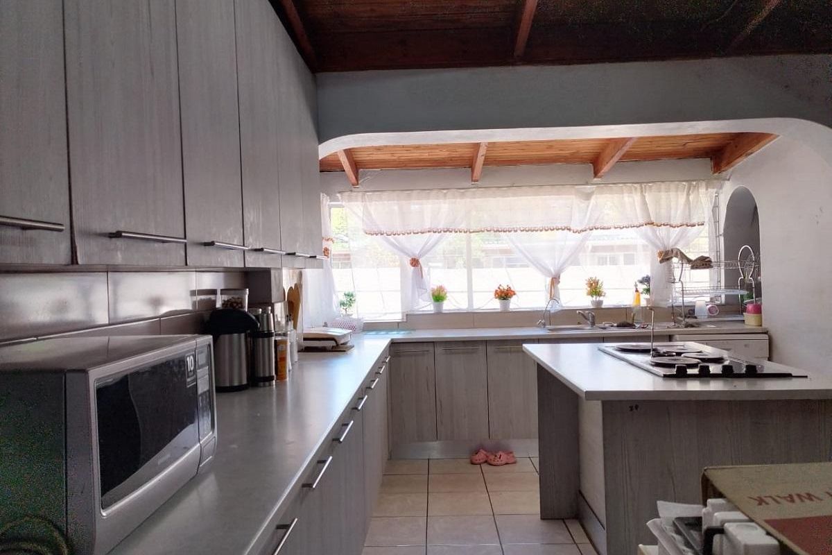 Spacious Family house for sale - Photo 3