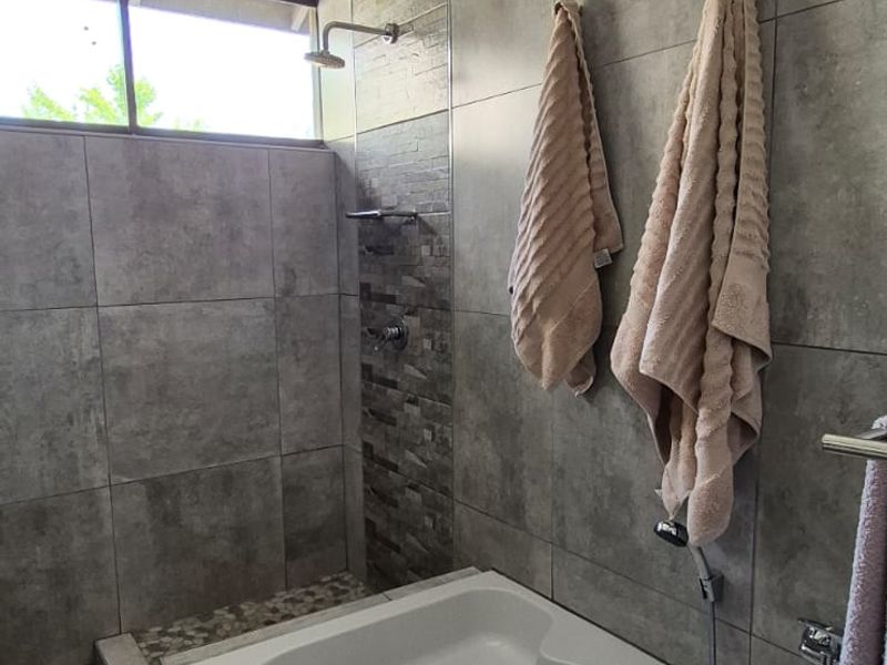 Unit for SALE - Photo 6