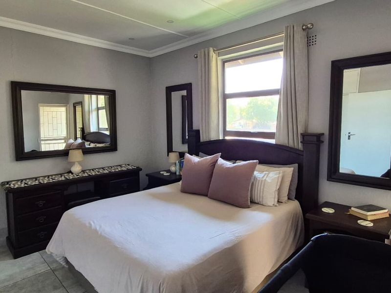 Unit for SALE - Photo 8