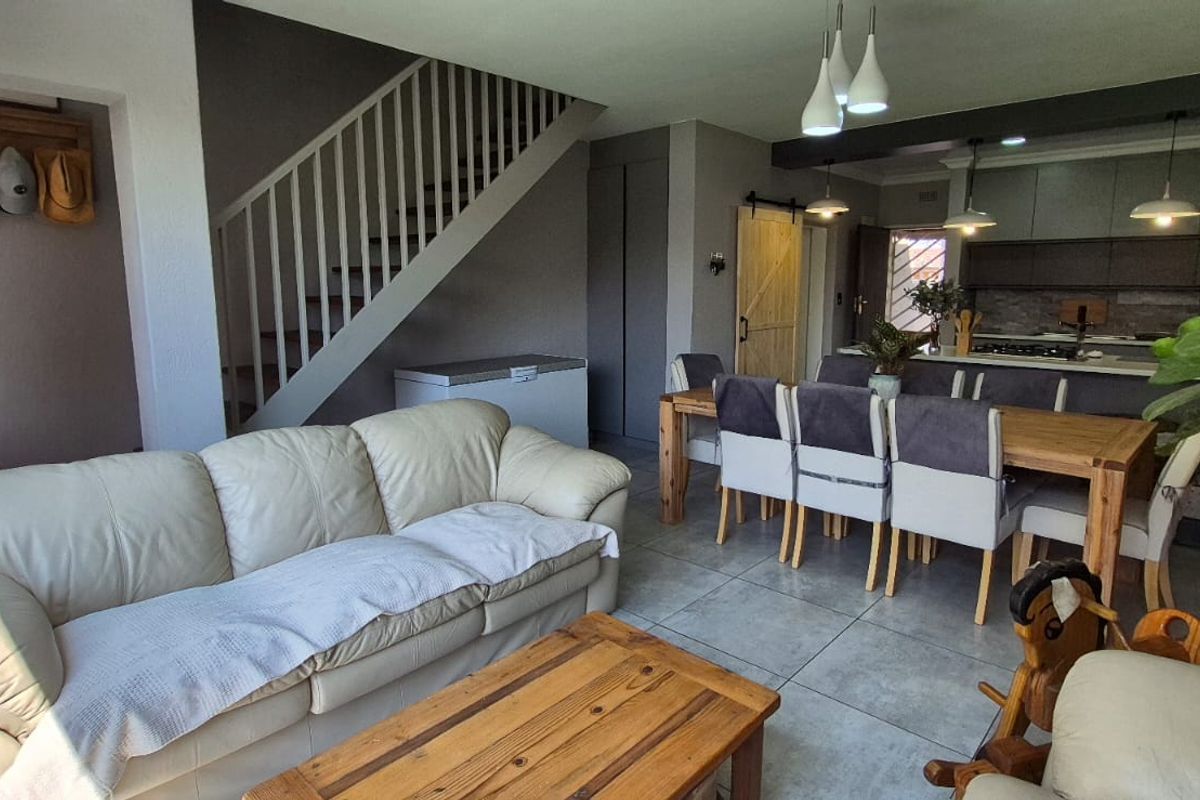 Unit for SALE - Photo 2