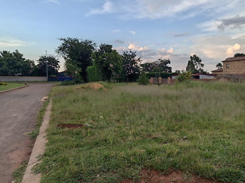 VACANT LAND FOR SALE IN MEYERTON PARK-SERVICES NSTALLED, BUILDING PLAN APPROVED AND FOUNDATION - Photo 3