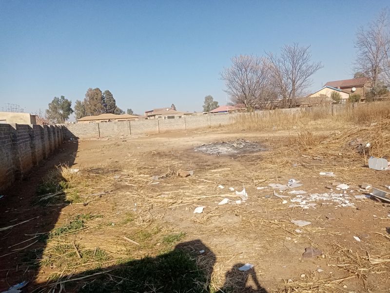 VACANT LAND FOR SALE - Photo 1