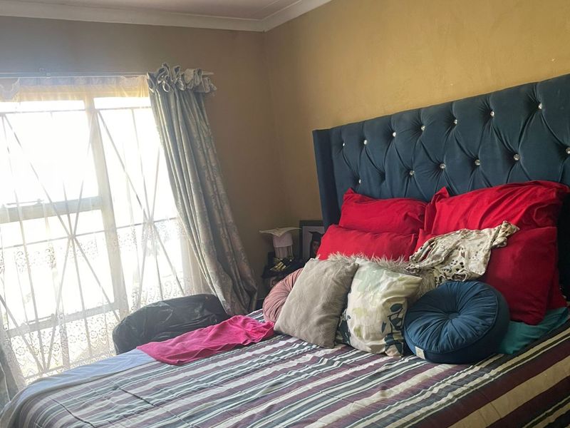 "Prime Residential Stand for Sale – Great Investment Potential!" - Photo 6