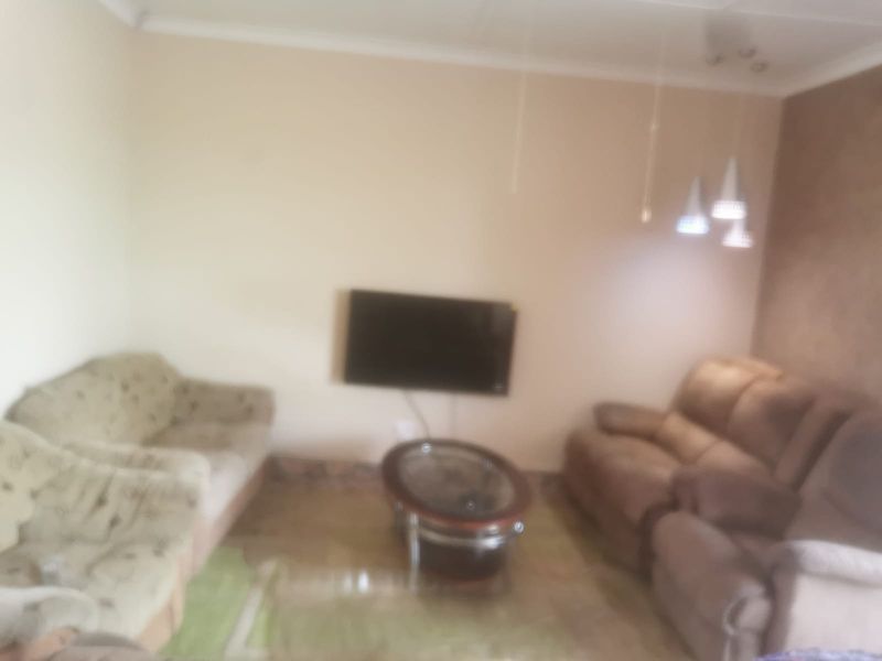 2 Bedroom flat for sale - Photo 8
