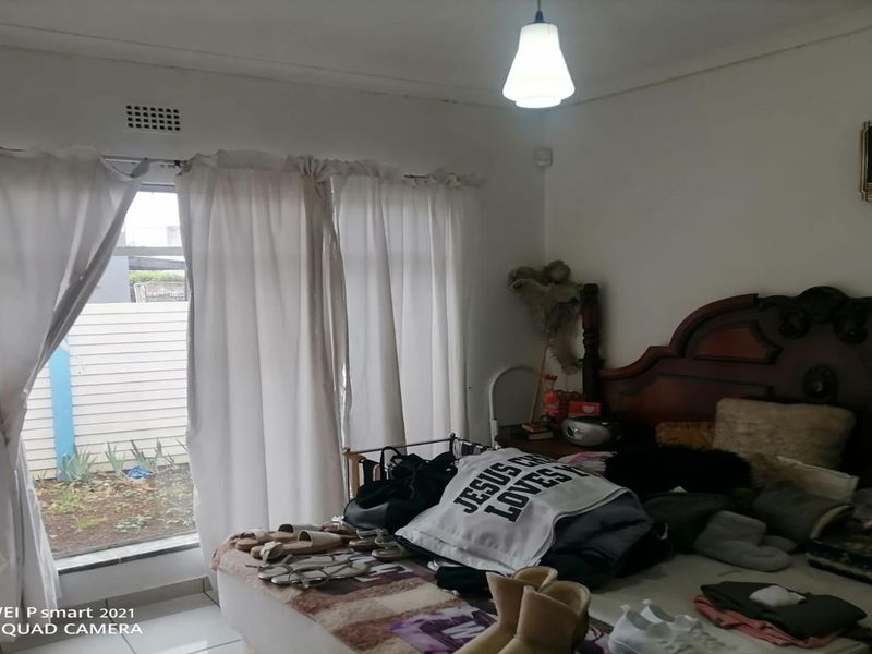 Spacious 4-Bedroom Family Home for Sale in Steelpark - Photo 3