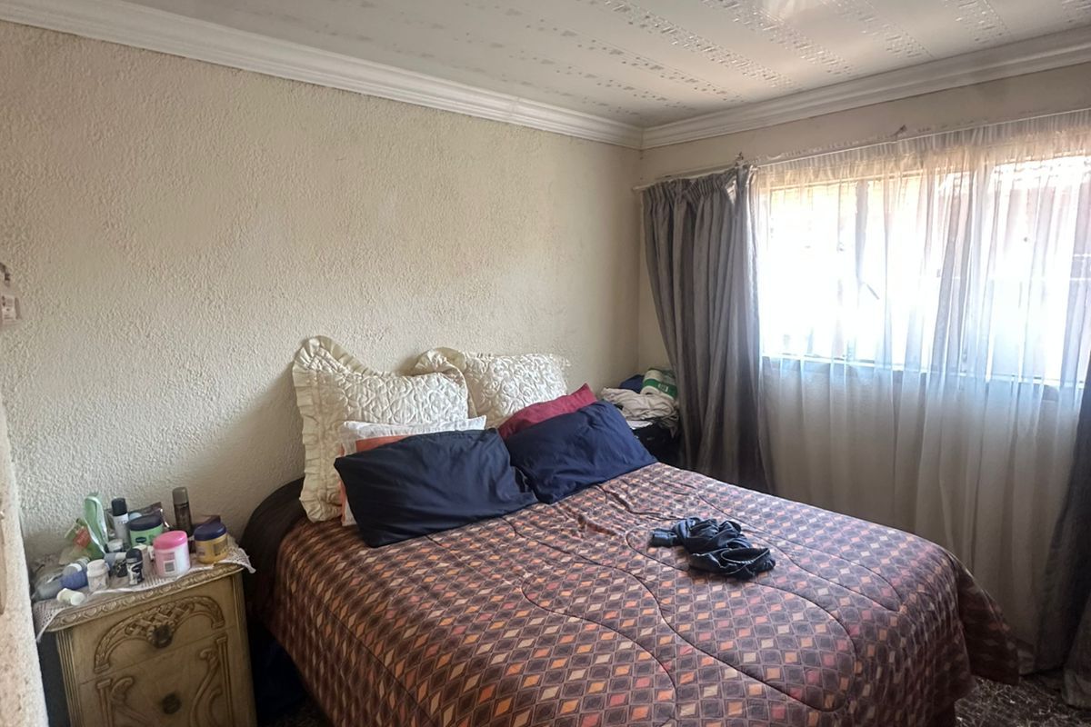2 Bedroom house for sale - Photo 3