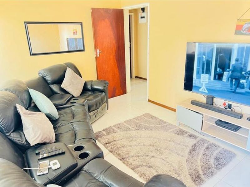 🏡 Warm & Welcoming 2 bedroom Flat - Photo 6