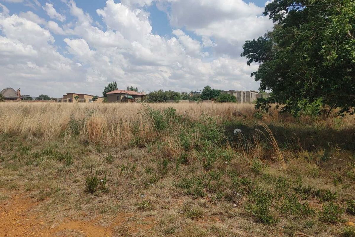 Prime 1189m2 Vacant Stand for Sale in Vaaloewer - Photo 2