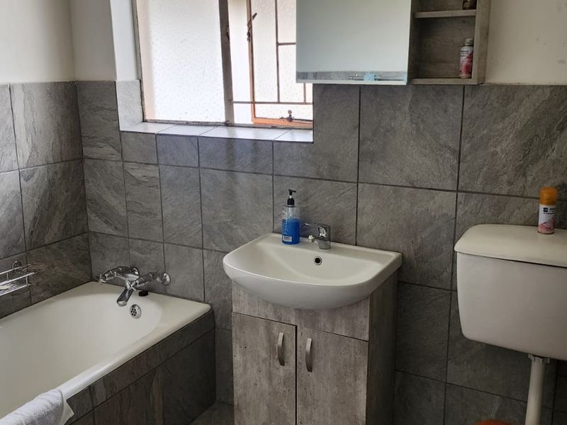 5 Bedroom house to rent - Photo 6