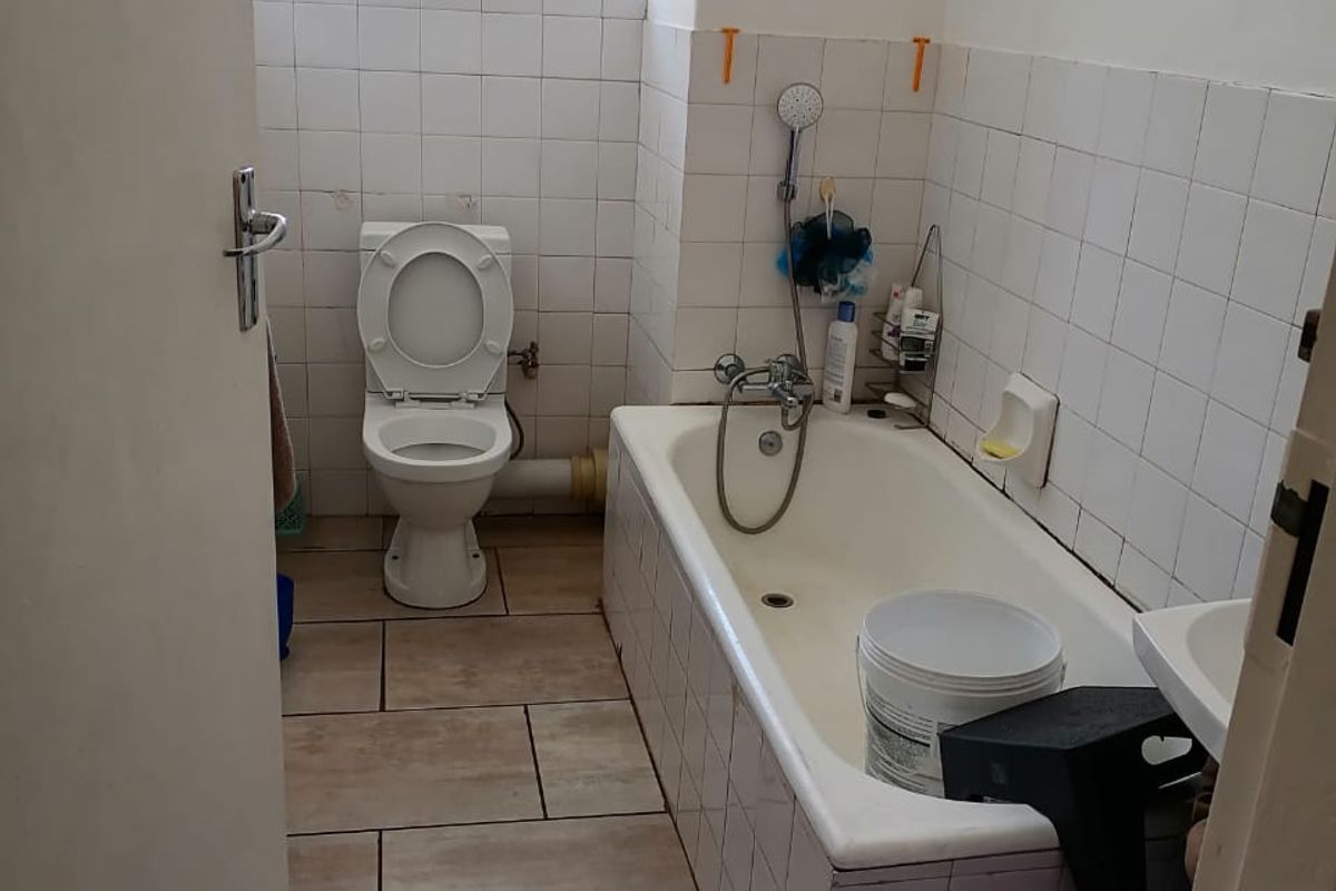 1-Bedroom Apartment for Sale in Vereeniging – Secure & Well-Located - Photo 5