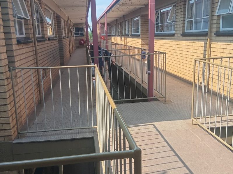 1-Bedroom Apartment for Sale in Vereeniging – Secure & Well-Located - Photo 10