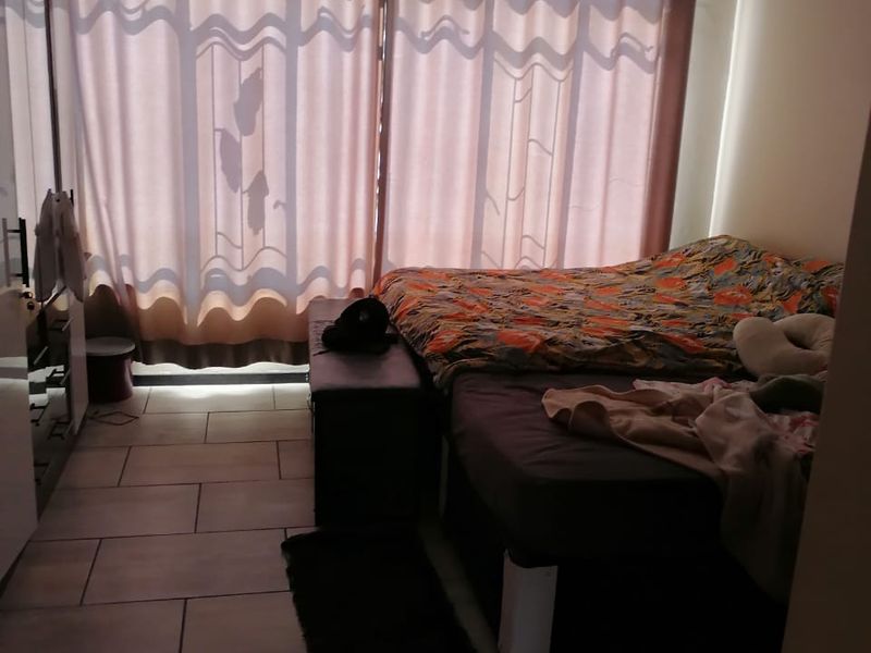 1-Bedroom Apartment for Sale in Vereeniging – Secure & Well-Located - Photo 3