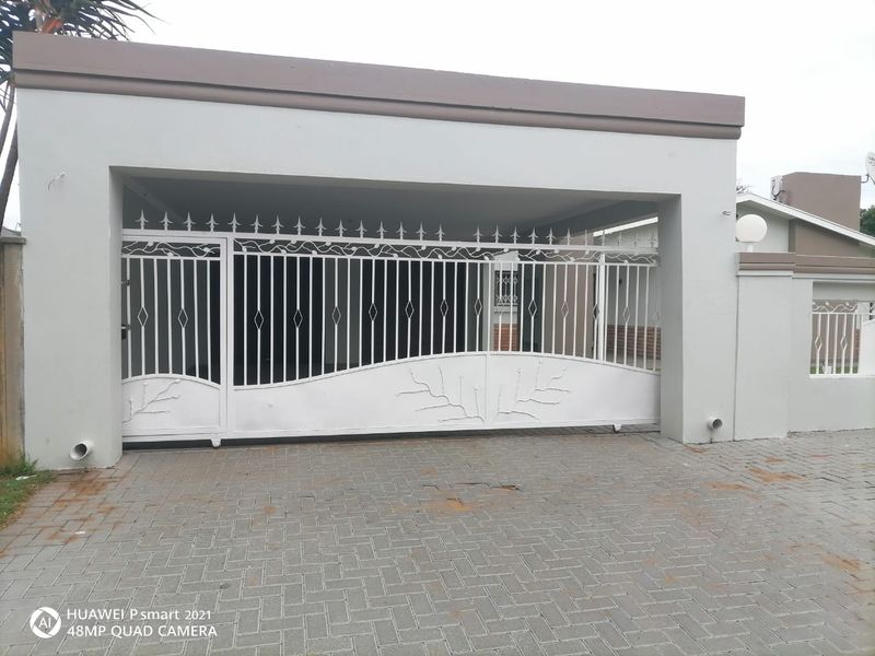 Neat 3-Bedroom Home for Sale in Vanderbijlpark SW 1 - Photo 1