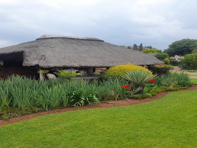 Freestanding Property 1039sqm with 2 Bedroom, Pool and Lapa in SW 5 - Photo 6