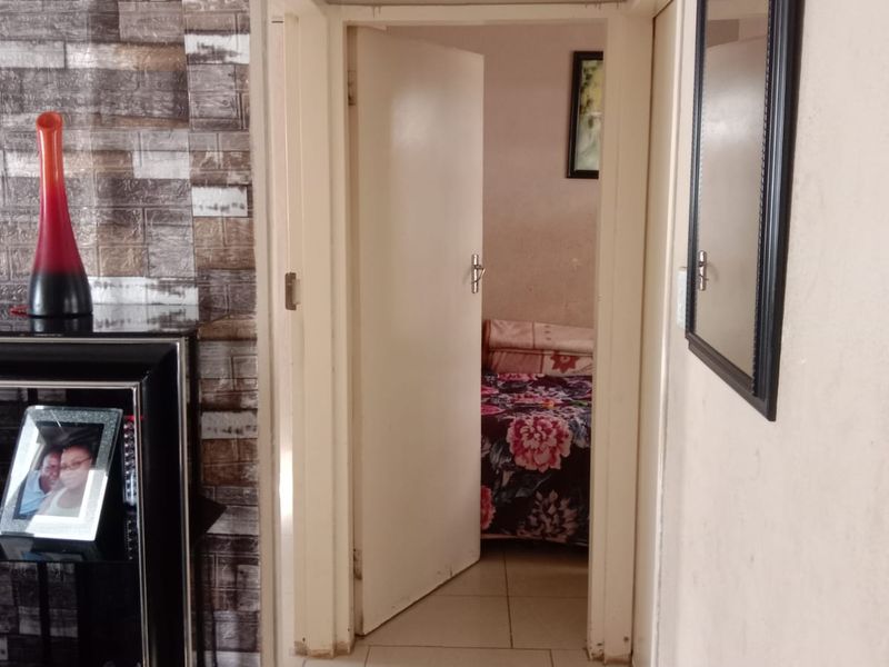 **🏡 Property For Sale - Photo 10